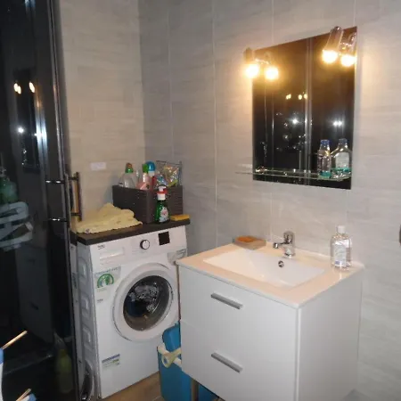 Confort Avec Balcon, Clim, Parking Prive, A 50m Des Thermes Et 100m Du Centre, A Amelie-les-bains - Fr-1-703-59 アメリ・レ・バン・パラルダ